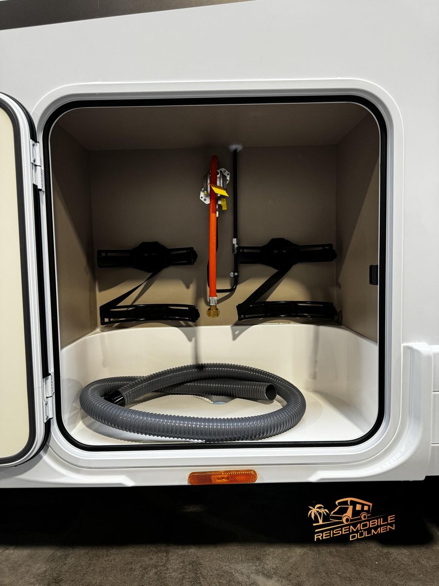 Fahrzeugabbildung Eura Mobil Profila T 720 EB Edition 101 4,25t Fahrassitent