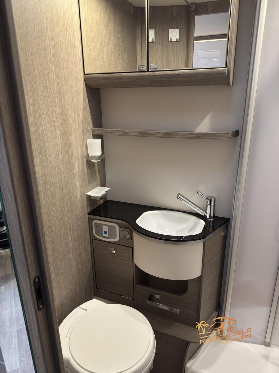 Fahrzeugabbildung Dethleffs Magic Edition I002 E&P Hubstütze ALDE SAT TV