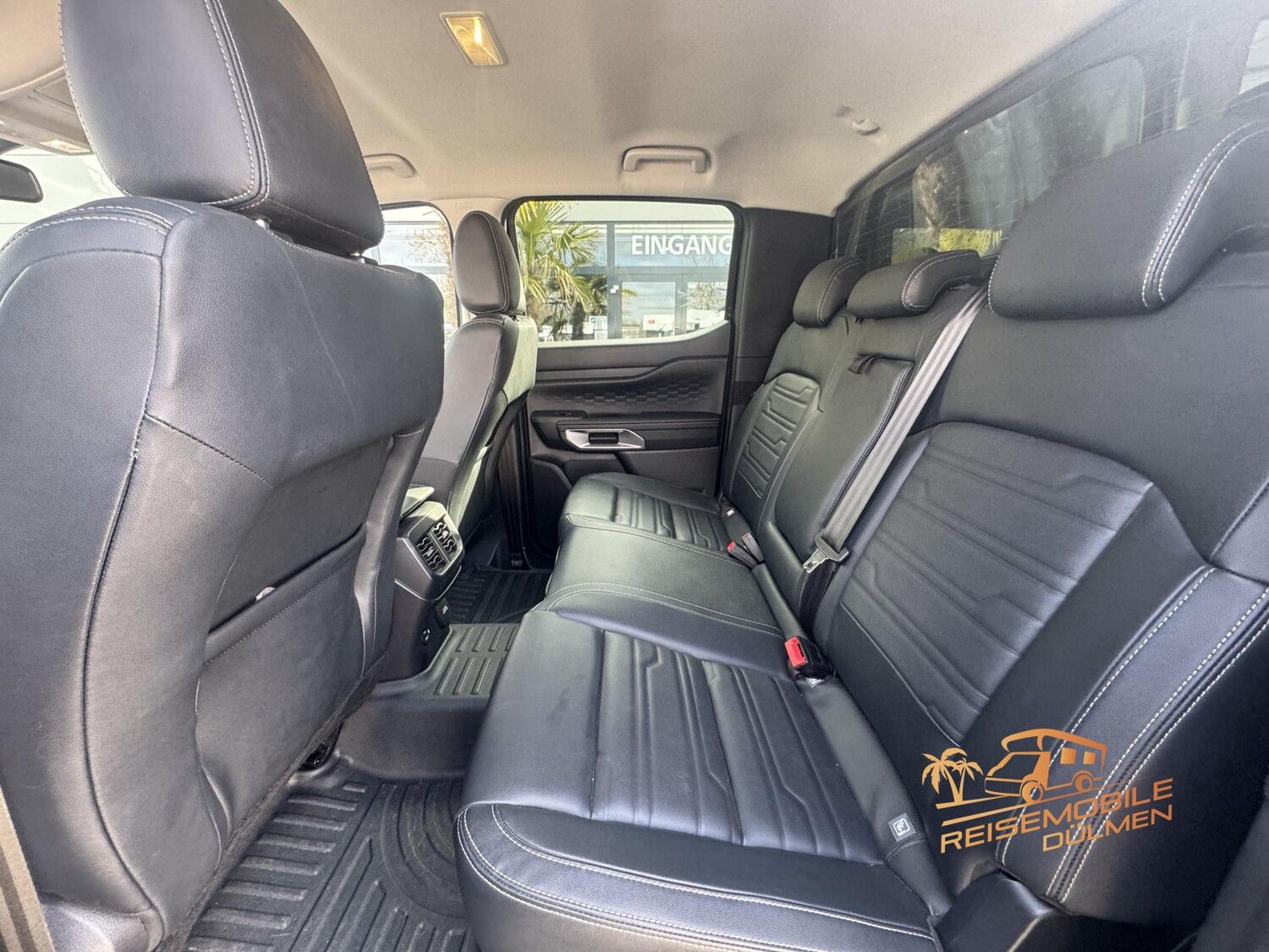 Fahrzeugabbildung Ford Ranger Limited 4x4 DoKa Hardtop AT Reifen Leder