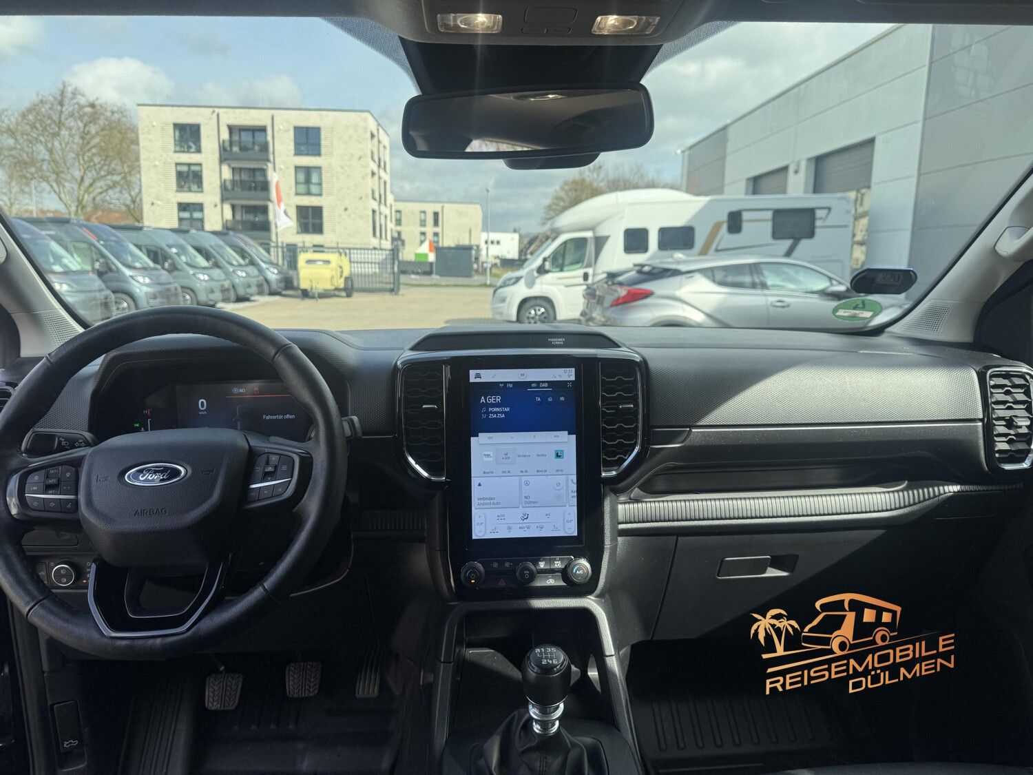 Fahrzeugabbildung Ford Ranger Limited 4x4 DoKa Hardtop AT Reifen Leder