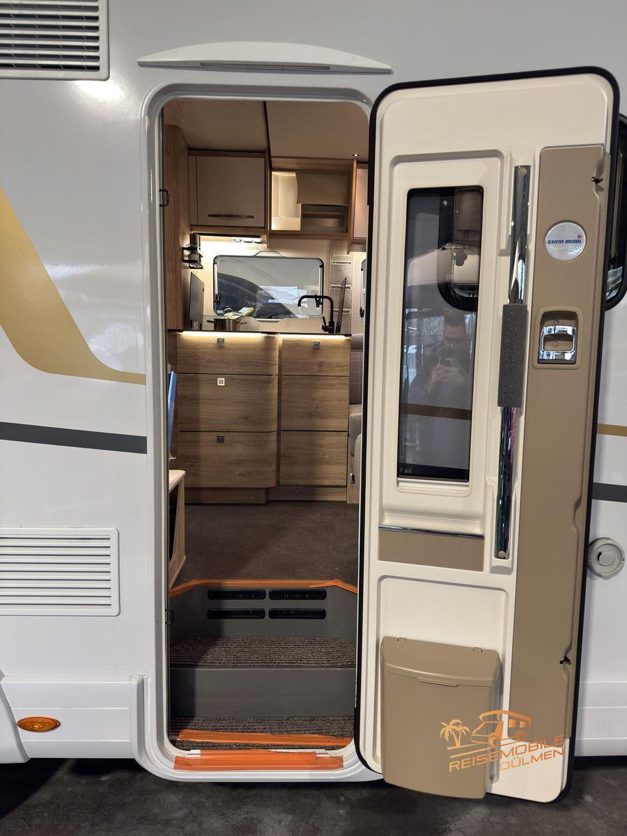 Fahrzeugabbildung Eura Mobil Profila RS 720 QF Tageszulassung Luftfeder Alde