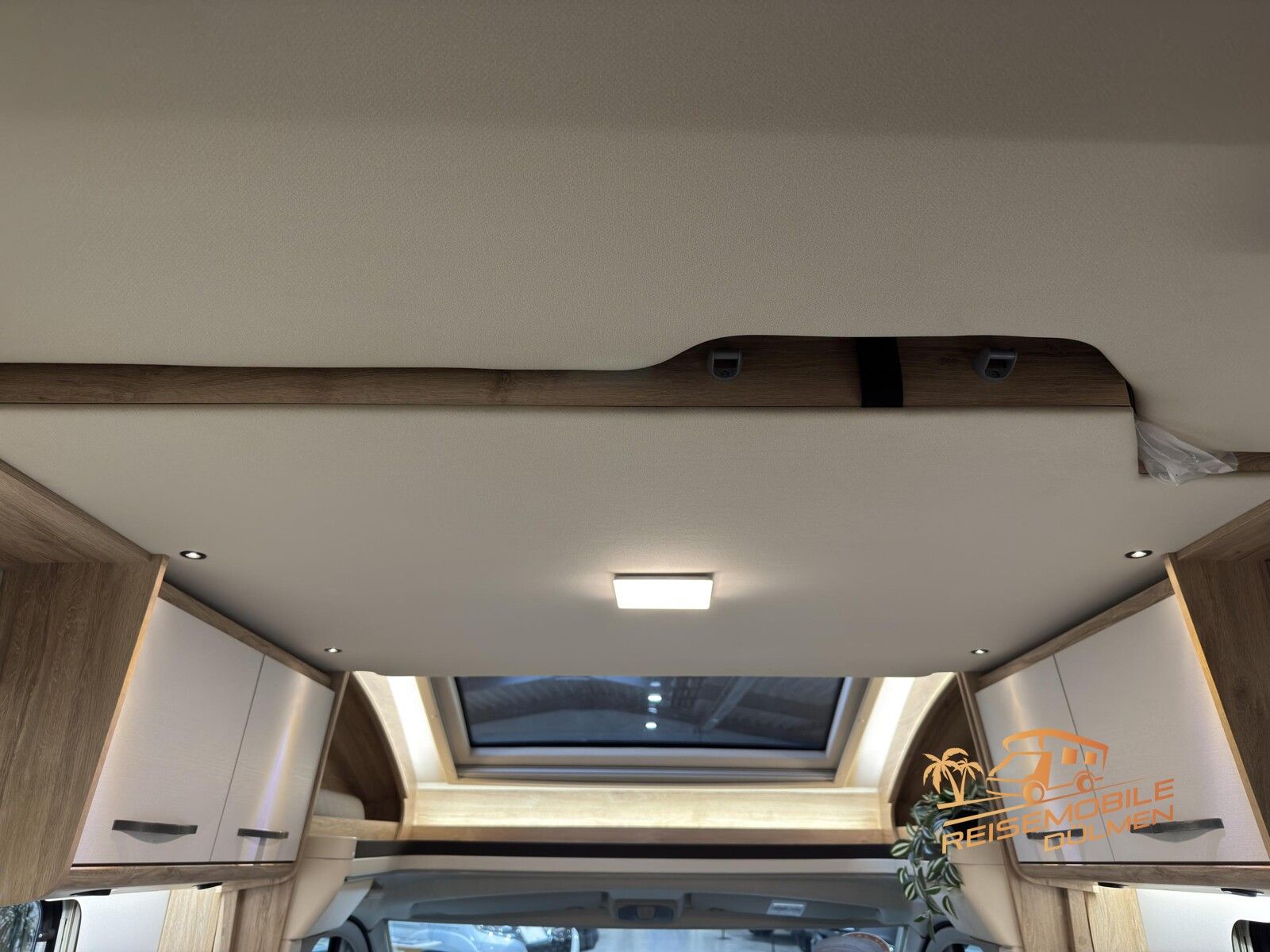 Fahrzeugabbildung Eura Mobil Profila RS 720 QF Tageszulassung Luftfeder Alde