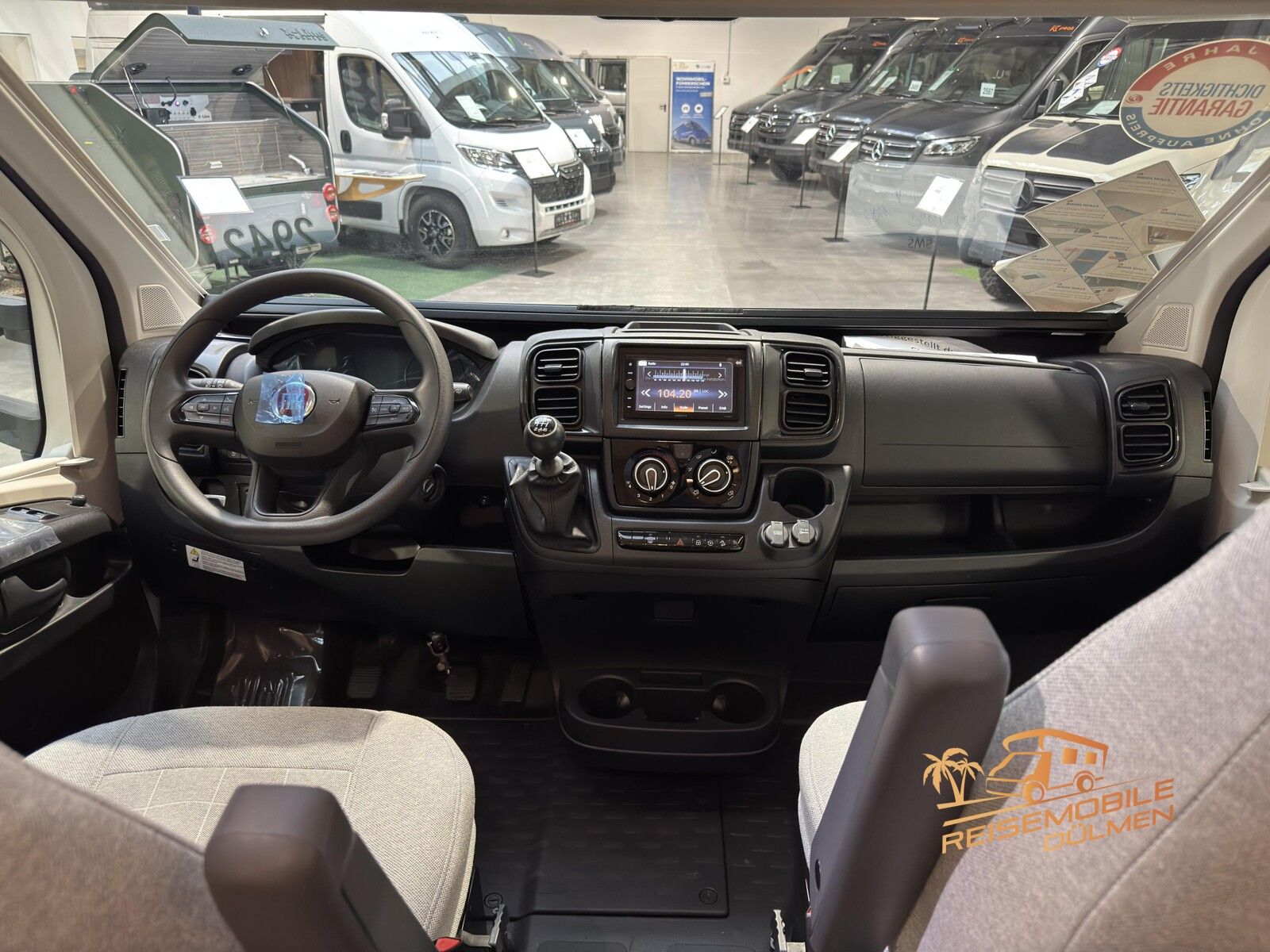 Fahrzeugabbildung Eura Mobil Profila RS 720 QF Tageszulassung Luftfeder Alde