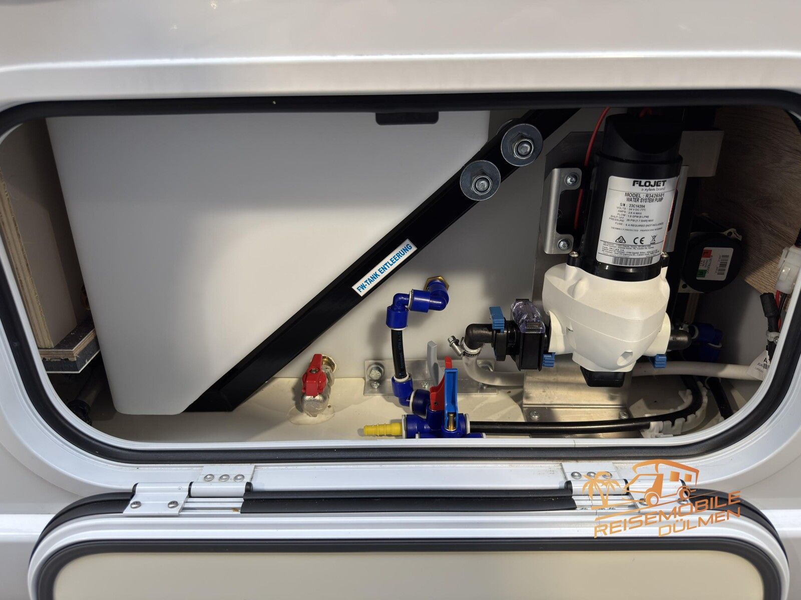 Fahrzeugabbildung Eura Mobil Profila RS 720 QF Tageszulassung Luftfeder Alde