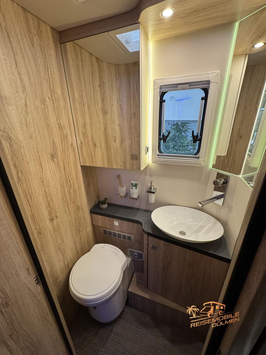 Fahrzeugabbildung Eura Mobil Integra Line 720 EB RFK ALDE  Wärmetauscher