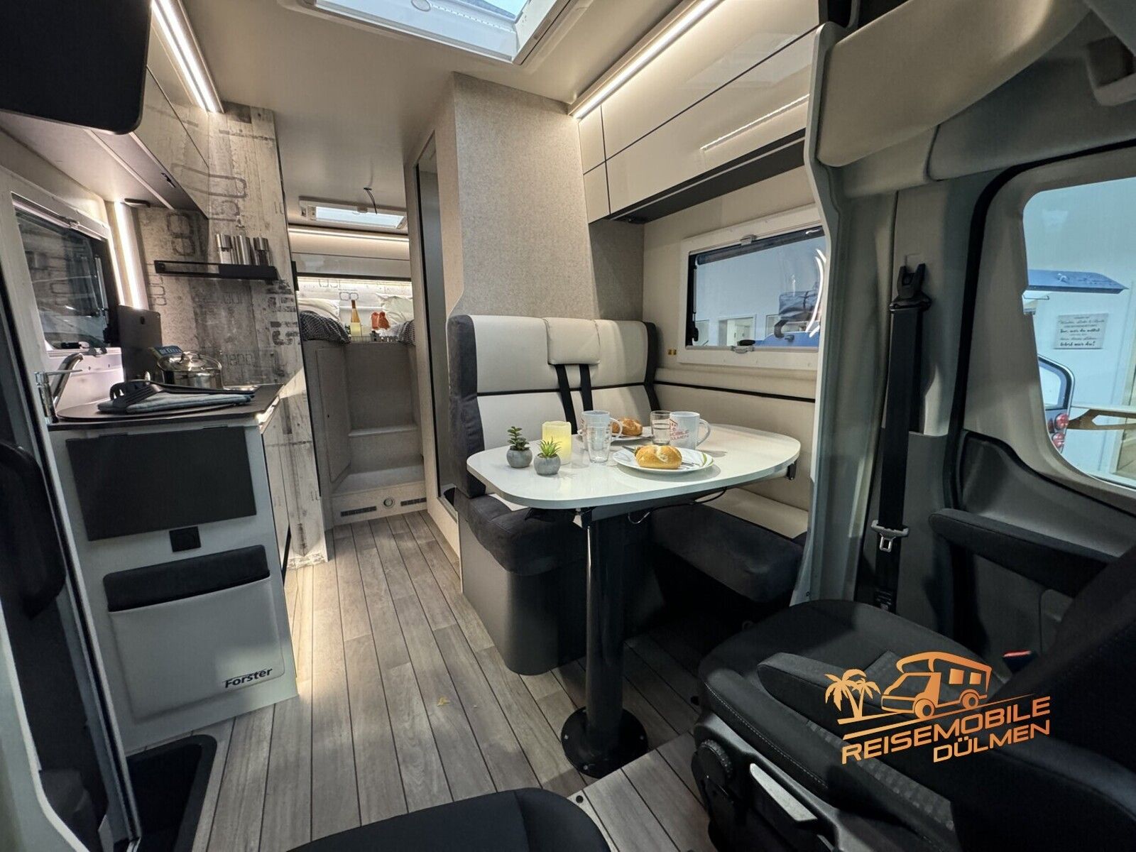 Fahrzeugabbildung Forster Coupe FT 669 EBN Driver Assistance Packet