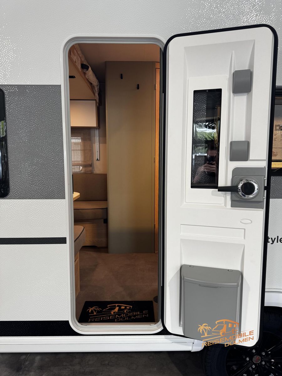Fahrzeugabbildung LMC Style Lift 500 K Stockbetten Style-Paket