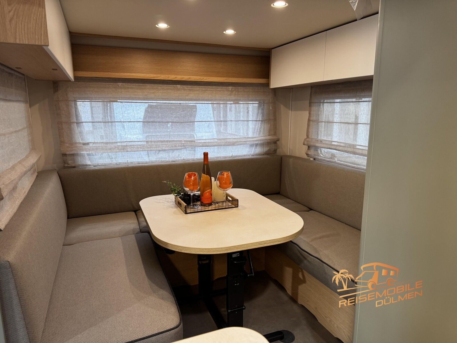 Fahrzeugabbildung LMC Style Lift 500 K Stockbetten Style-Paket