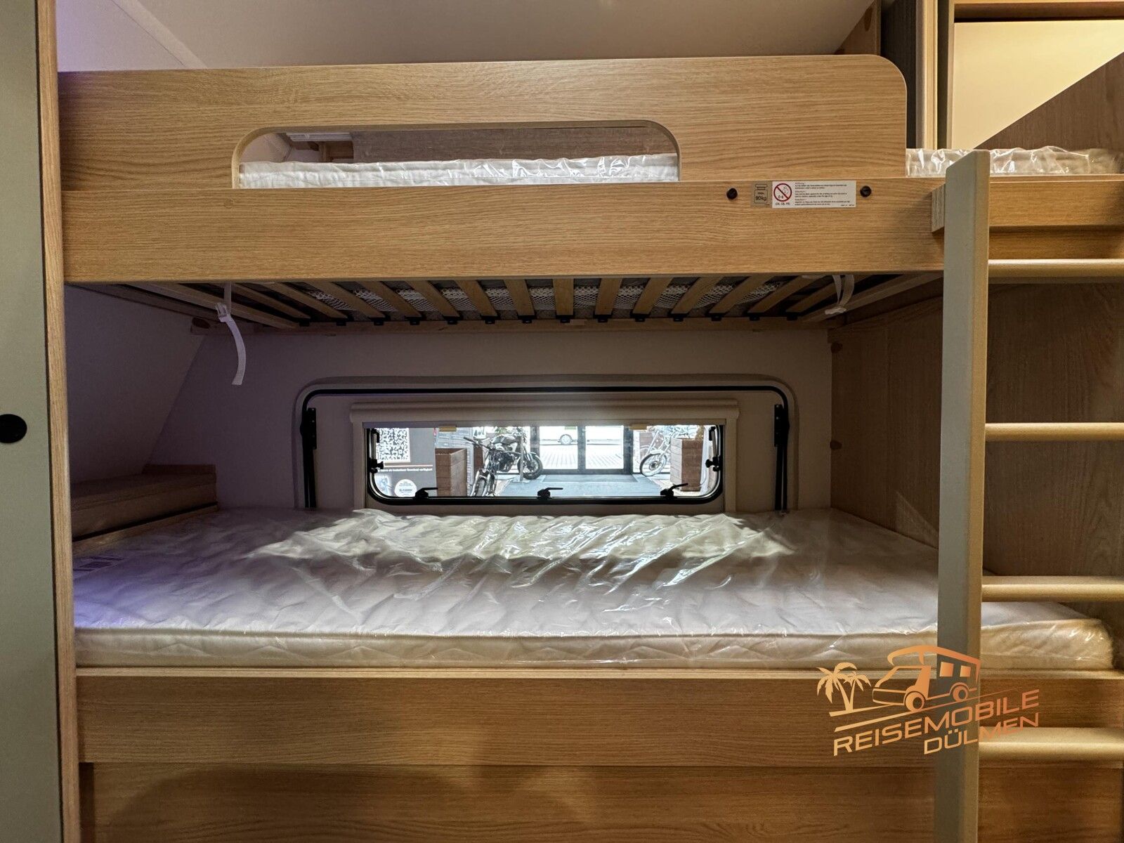 Fahrzeugabbildung LMC Style Lift 500 K Stockbetten Style-Paket