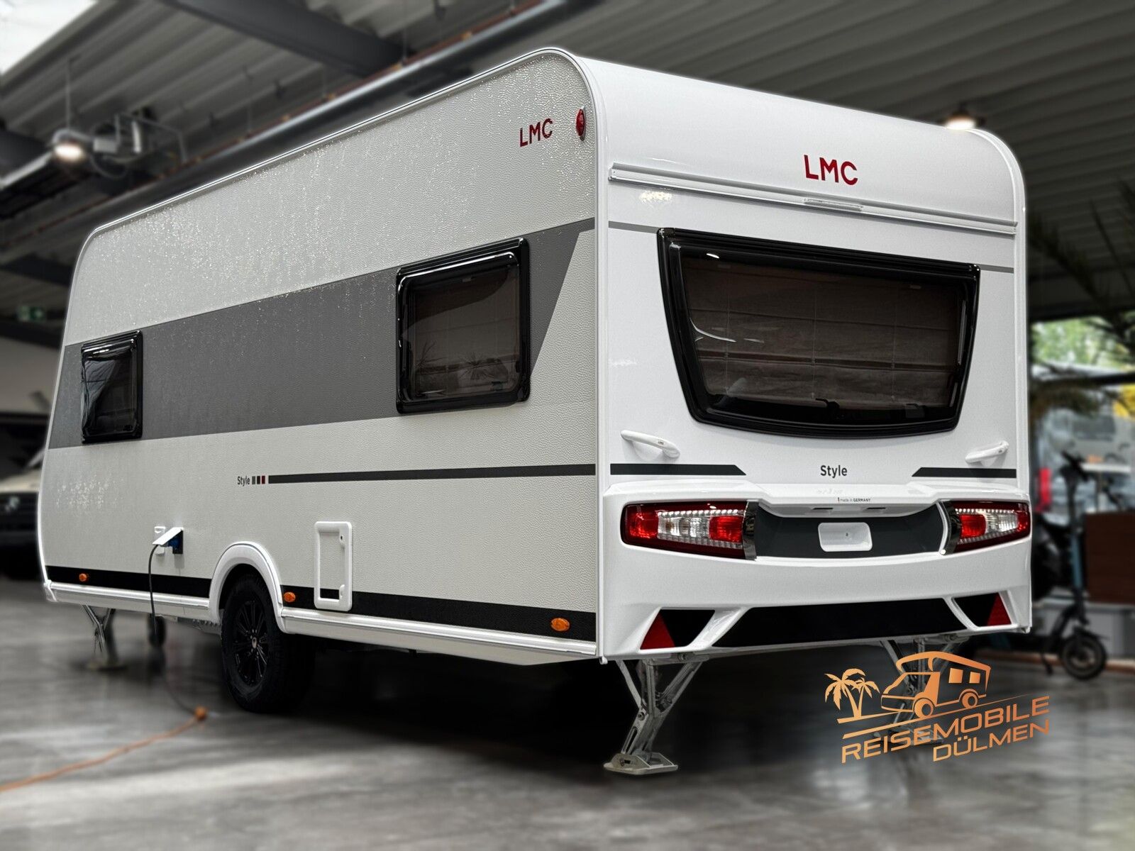 Fahrzeugabbildung LMC Style Lift 500 K Stockbetten Style-Paket