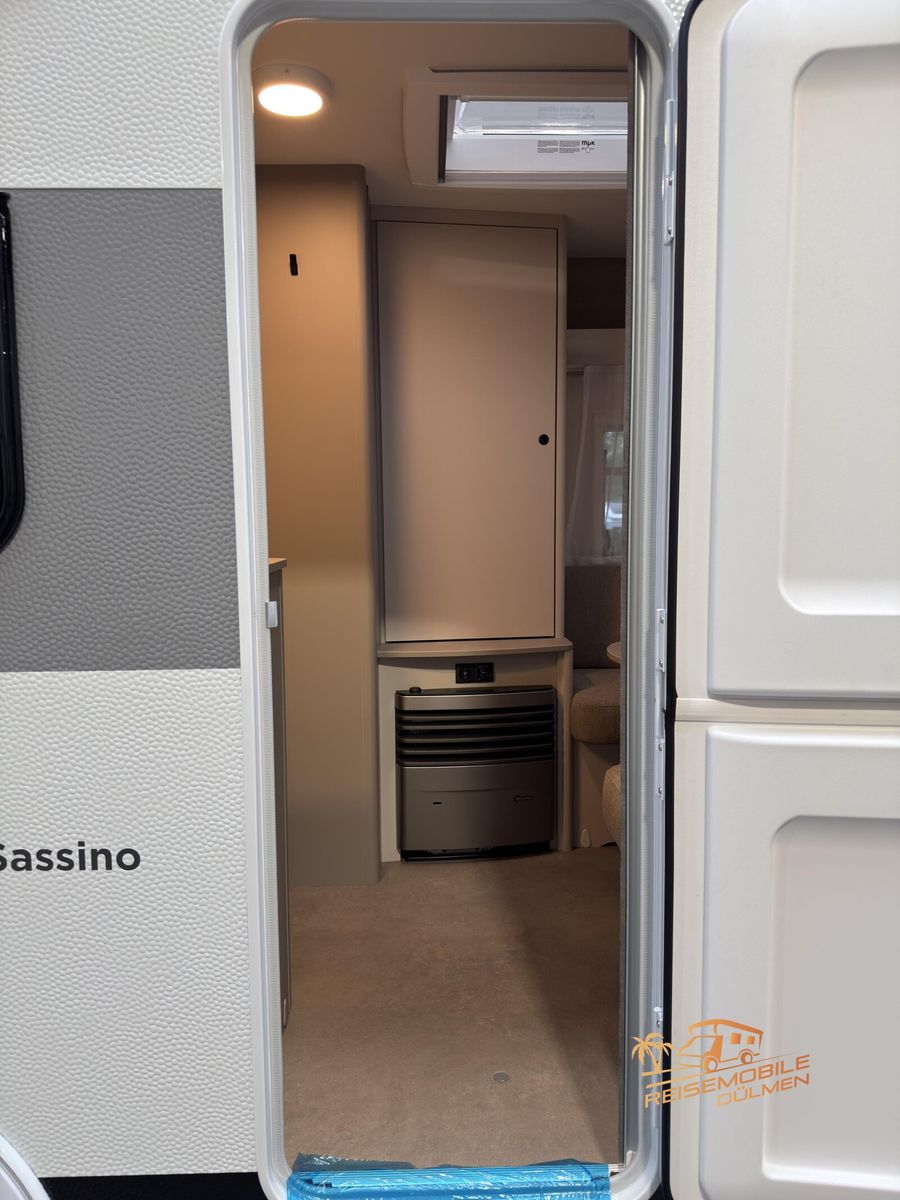 Fahrzeugabbildung LMC Sassino 460 E Sassino Pack Warmwasser