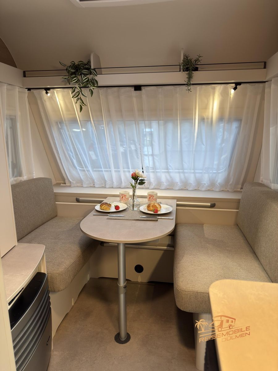 Fahrzeugabbildung LMC Sassino 460 E Sassino Pack Warmwasser