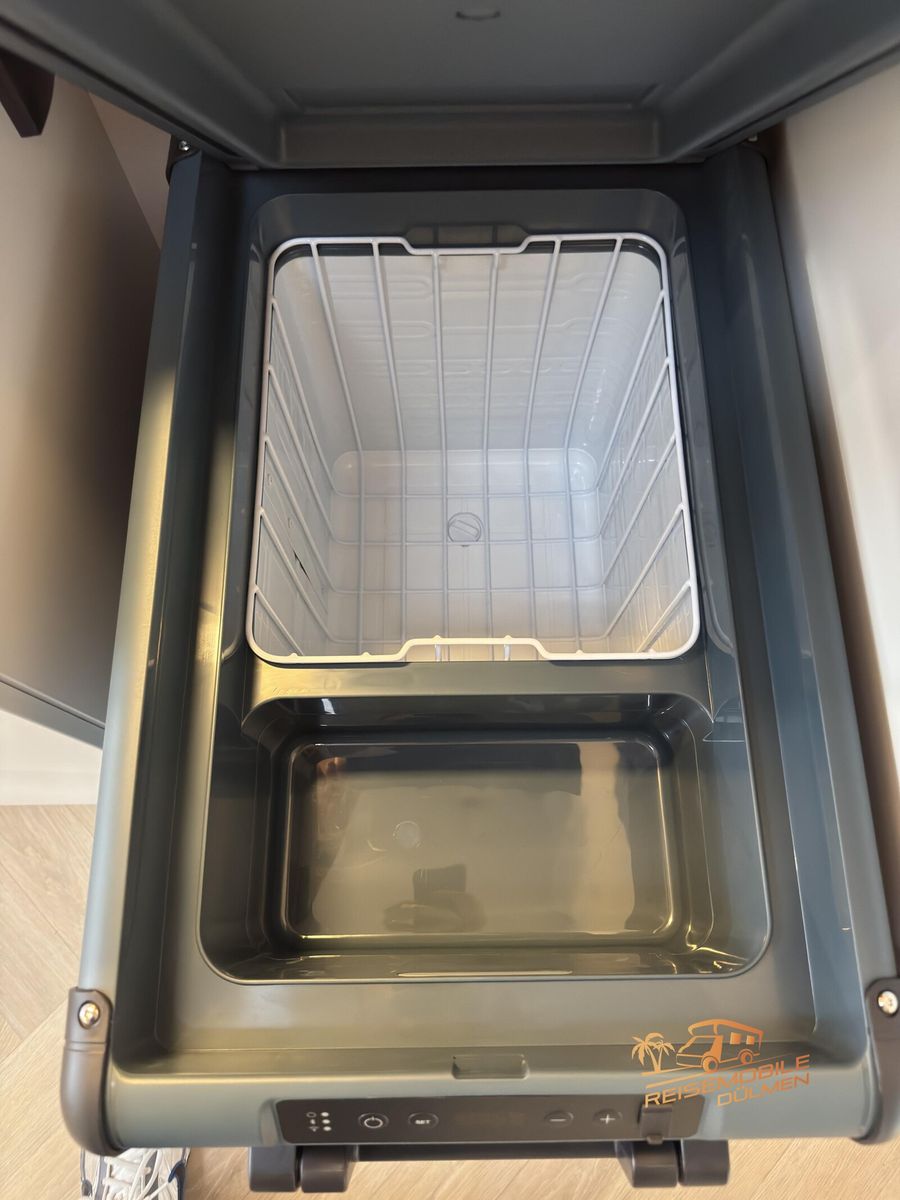 Fahrzeugabbildung LMC e-dero 400 C e-dero Paket Kühlbox Sonnensegel