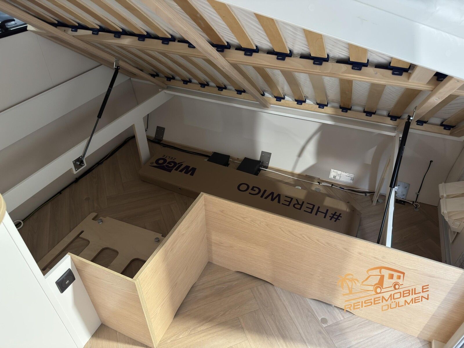 Fahrzeugabbildung LMC e-dero 400 C e-dero Paket Kühlbox Sonnensegel