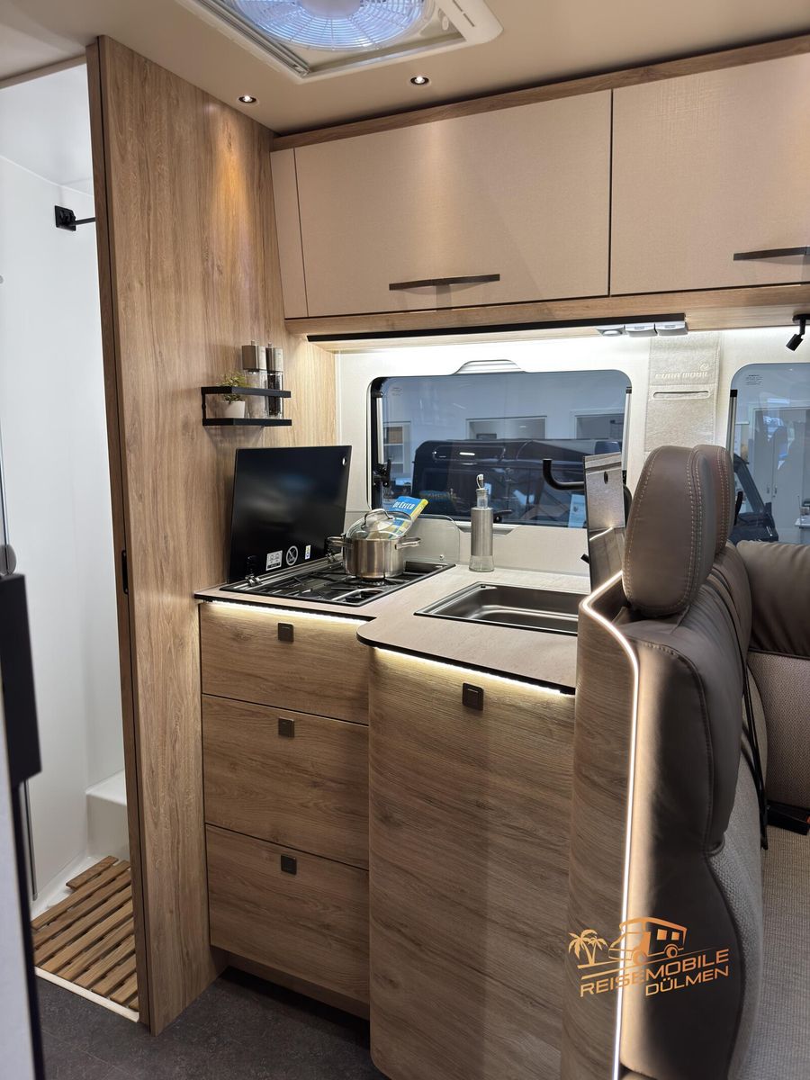 Fahrzeugabbildung Eura Mobil Profila T 720 EB Fahrassistenz-Paket Alde RFK