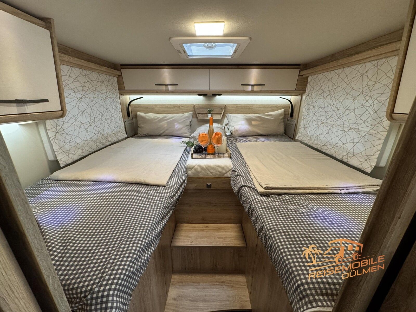 Fahrzeugabbildung Eura Mobil Profila T 720 EB Fahrassistenz-Paket Alde RFK