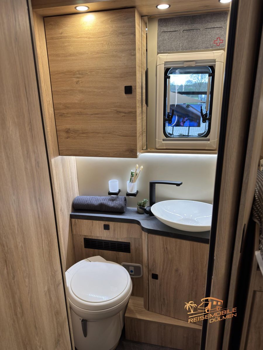 Fahrzeugabbildung Eura Mobil Profila T 720 EB Fahrassistenz-Paket Alde RFK