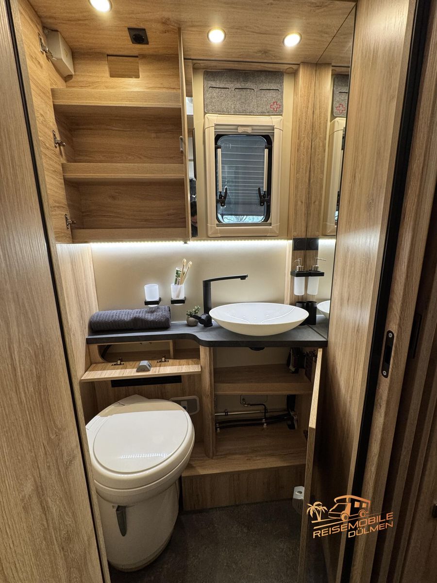 Fahrzeugabbildung Eura Mobil Profila T 720 EB Fahrassistenz-Paket Alde RFK