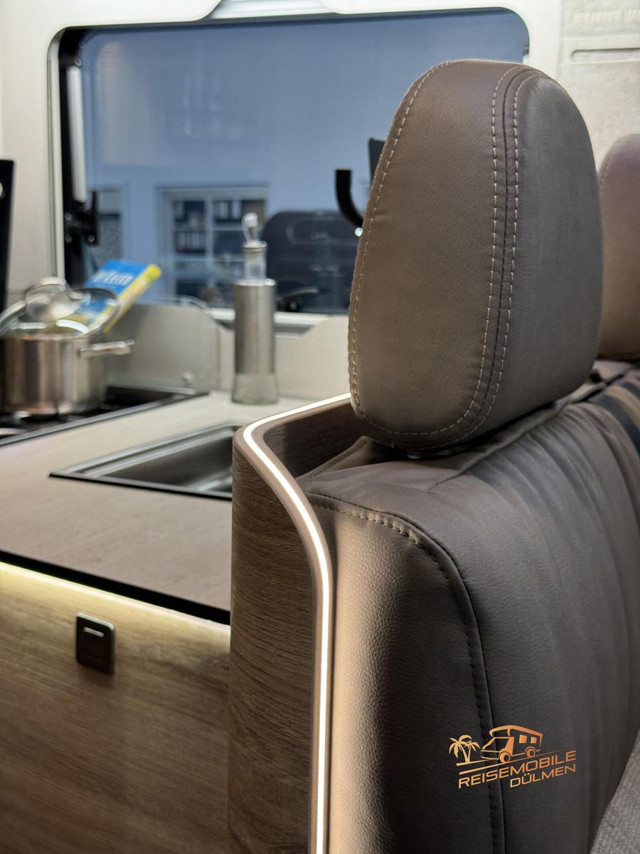 Fahrzeugabbildung Eura Mobil Profila T 720 EB Fahrassistenz-Paket Alde RFK