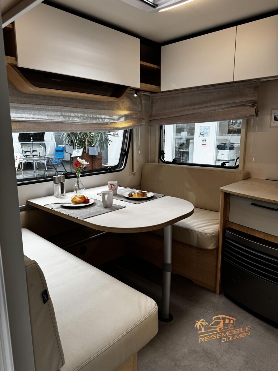 Fahrzeugabbildung LMC Style 70 453 D 70 Jahre Paket Therme 1800kg