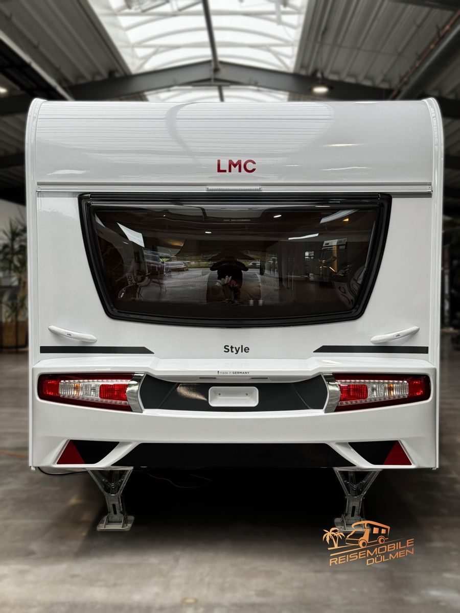 Fahrzeugabbildung LMC Style 70 453 D 70 Jahre Paket Therme 1800kg