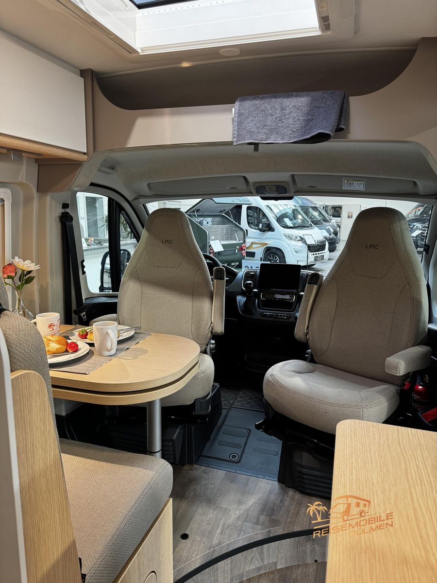 Fahrzeugabbildung LMC Innovan Pure 640 Citroen RFK Allwetterreifen