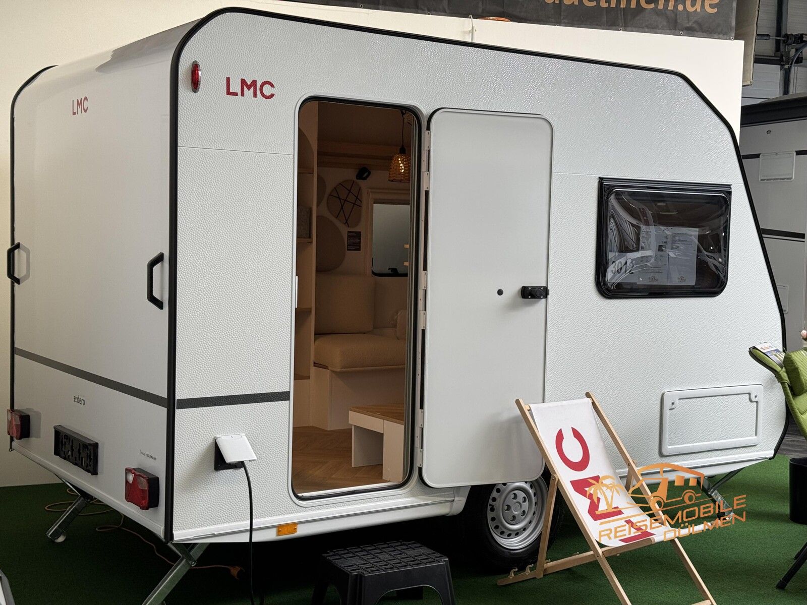 Fahrzeugabbildung LMC e-dero 350 D  ATS ALKO Insektentür