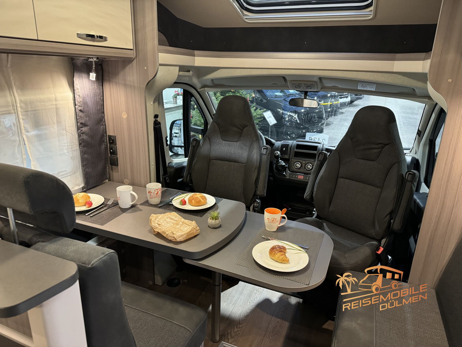 Fahrzeugabbildung Hobby Optima OnTour T70 E 165PS Navi RFK Rahmenfenster