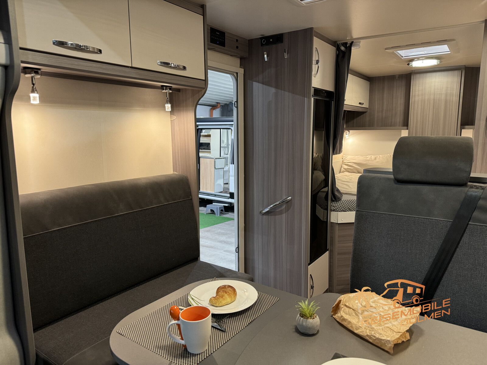Fahrzeugabbildung Hobby Optima OnTour T70 E 165PS Navi RFK Rahmenfenster
