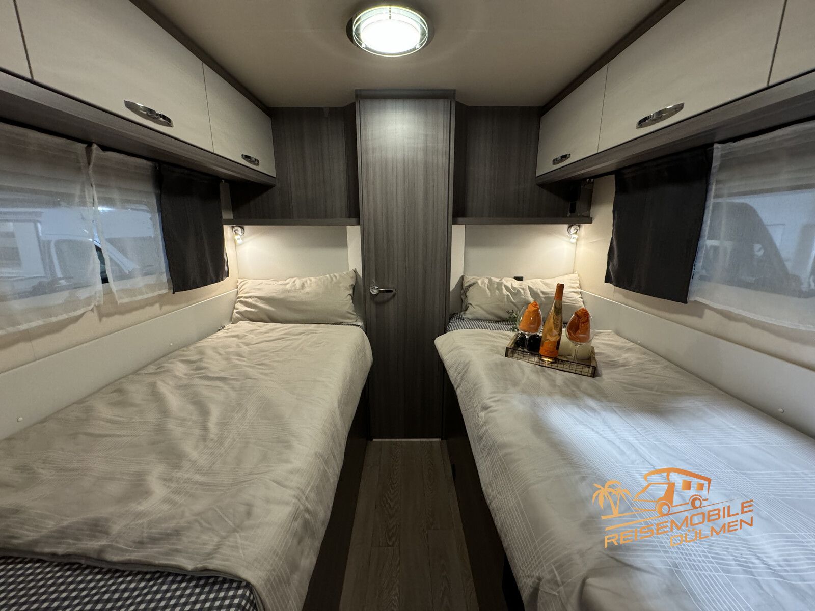 Fahrzeugabbildung Hobby Optima OnTour T70 E 165PS Navi RFK Rahmenfenster