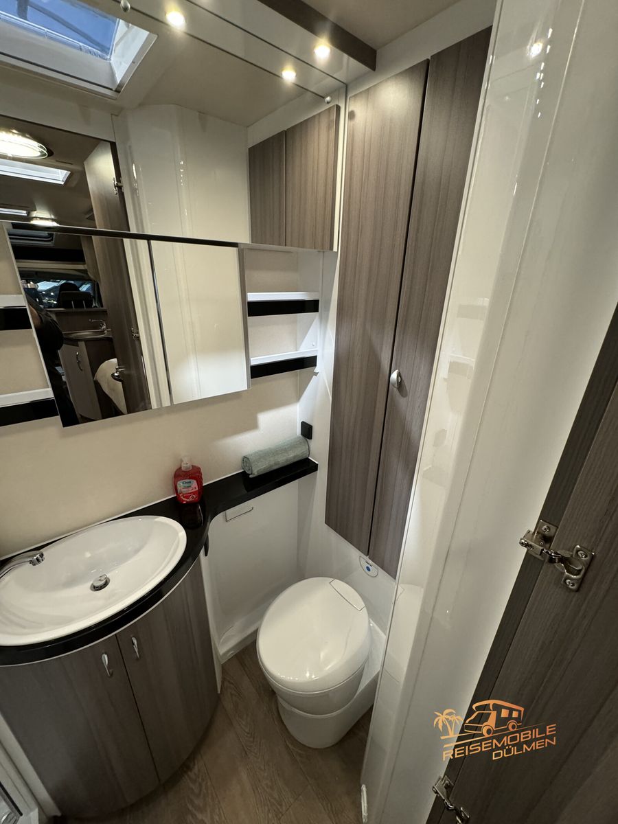 Fahrzeugabbildung Hobby Optima OnTour T70 E 165PS Navi RFK Rahmenfenster