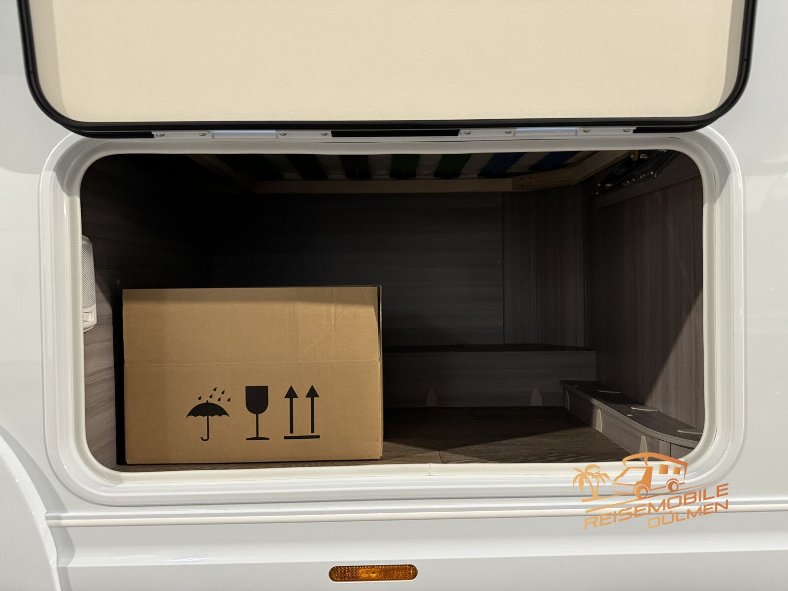 Fahrzeugabbildung Hobby Optima OnTour T70 E 165PS Navi RFK Rahmenfenster