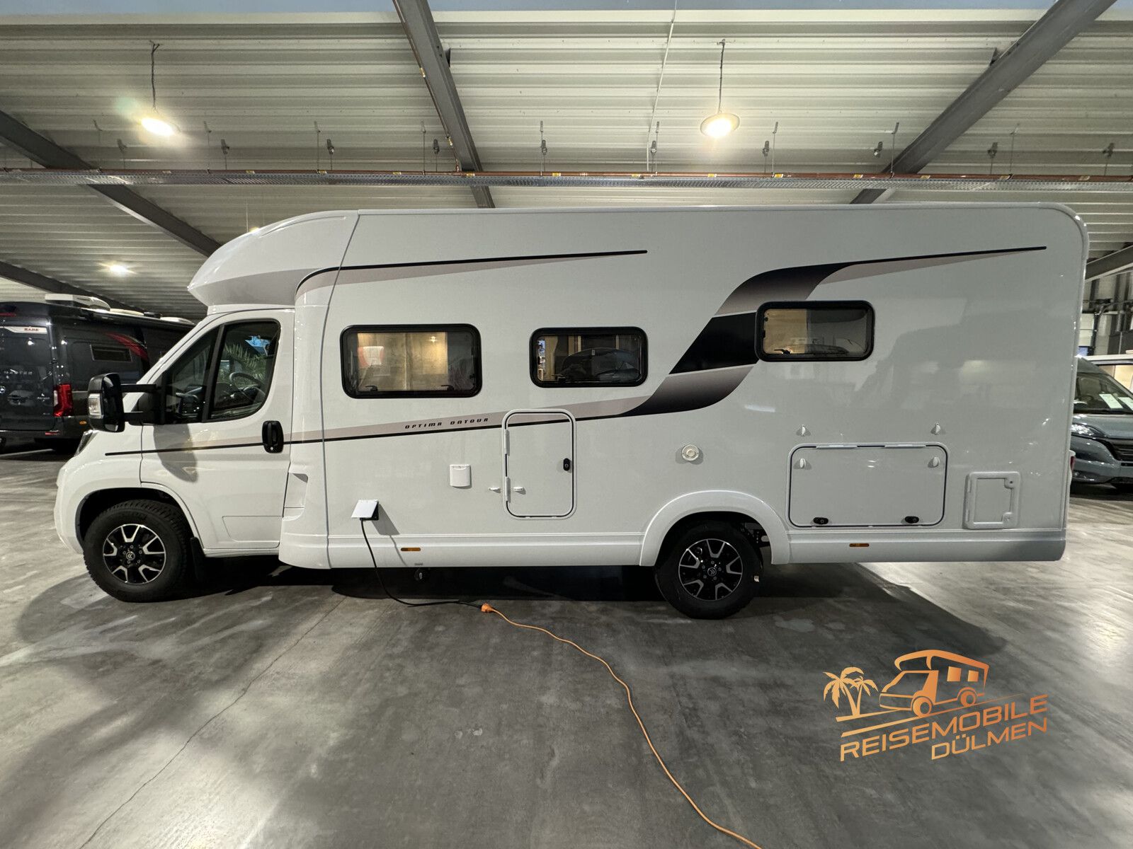 Fahrzeugabbildung Hobby Optima OnTour T70 E 165PS Navi RFK Rahmenfenster