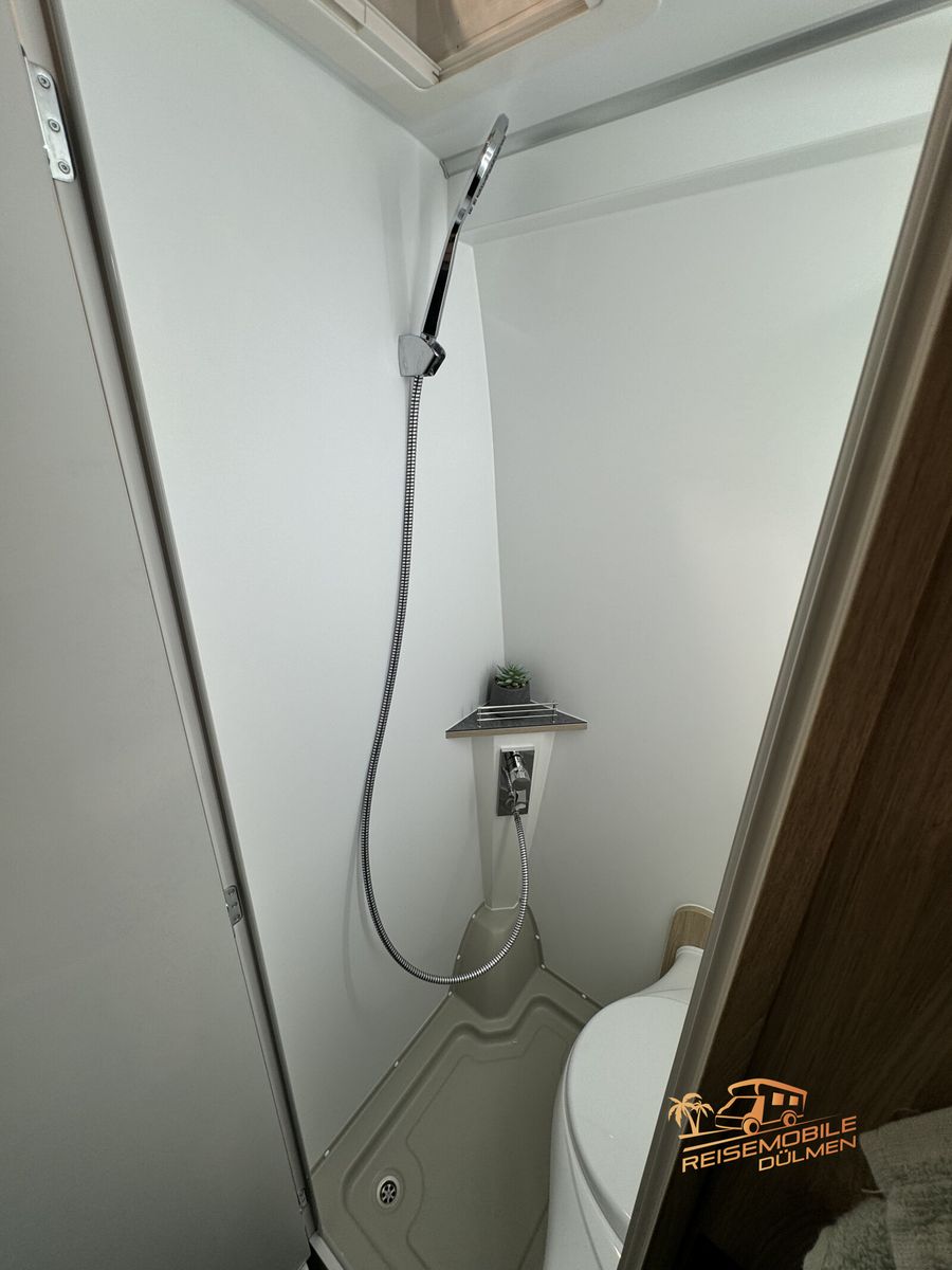 Fahrzeugabbildung YUCON Microliner 6.0 BD V-City WiFi Markise Lithium
