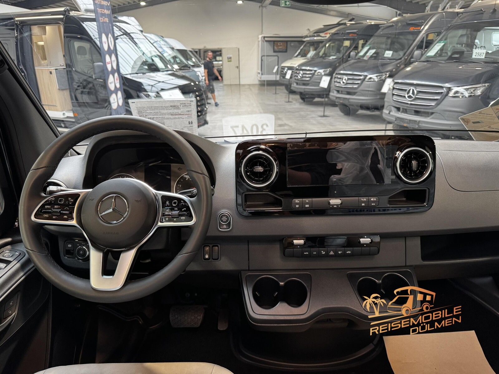 Fahrzeugabbildung Eura Mobil Profila T 696EB 3xMondial Lithium FAS Dachlüfter
