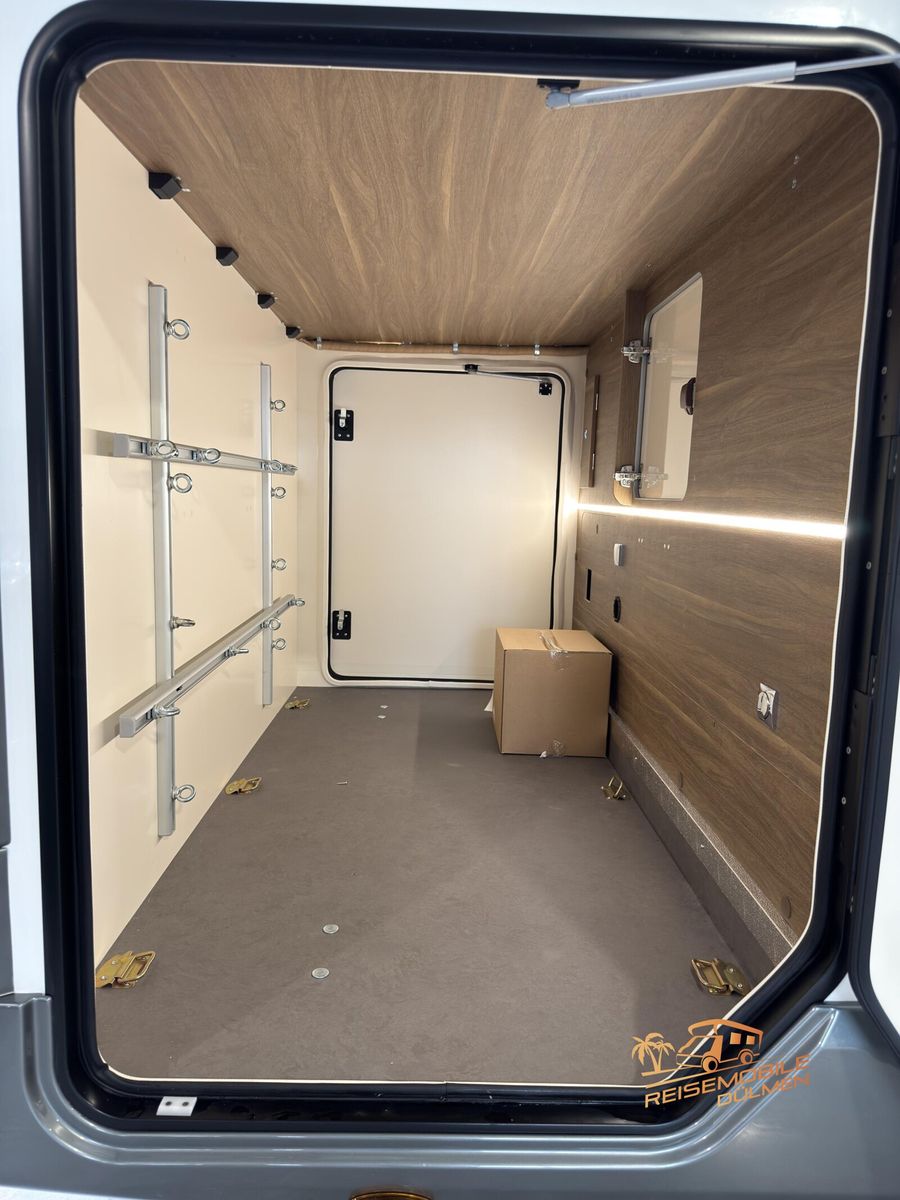 Fahrzeugabbildung Mobilvetta Krosser P86 NB 180PS Auto.Backofen 2027 SAFETY