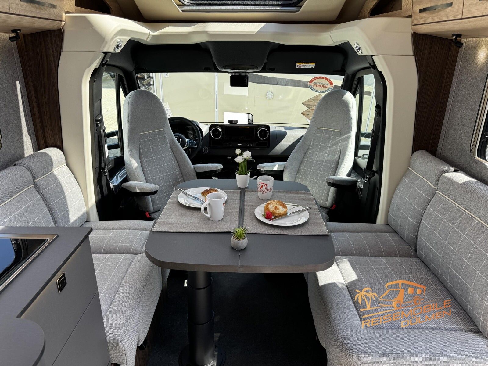 Fahrzeugabbildung Eura Mobil Profila T 726 EF MBUX FAS 3X MONDIAL PAKETE 4,5t
