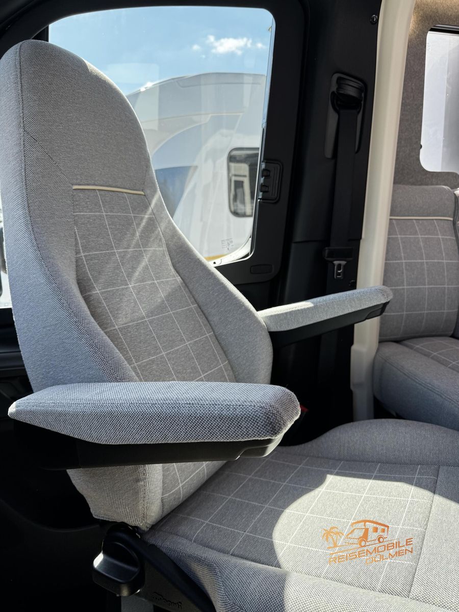 Fahrzeugabbildung Eura Mobil Profila T 726 EF MBUX FAS 3X MONDIAL PAKETE 4,5t