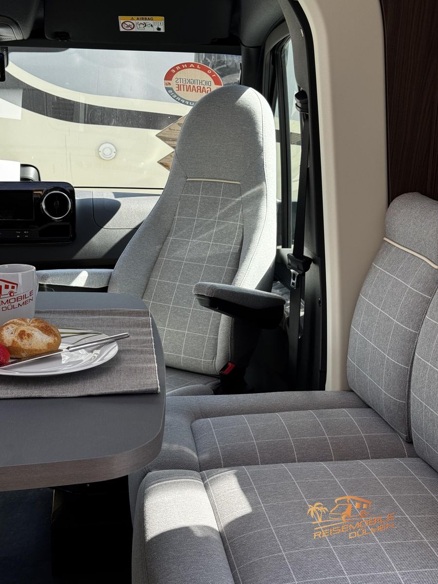 Fahrzeugabbildung Eura Mobil Profila T 726 EF MBUX FAS 3X MONDIAL PAKETE 4,5t