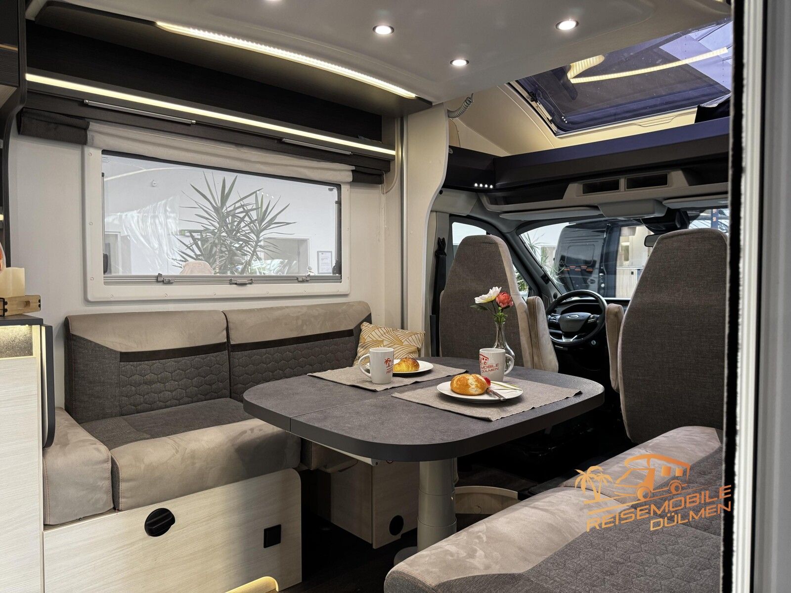 Fahrzeugabbildung Chausson Teilintegriert Titanium Line 640 Premium
