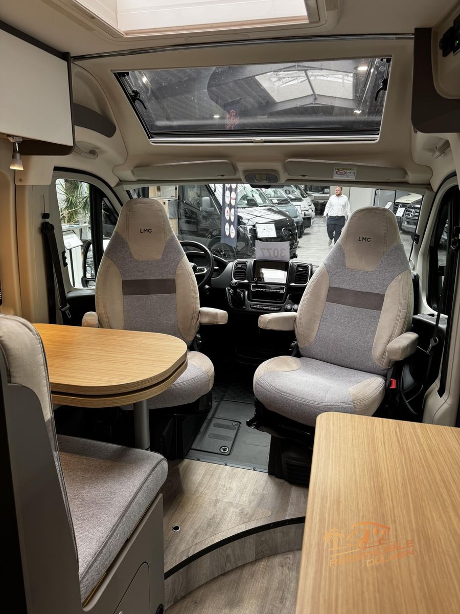 Fahrzeugabbildung LMC Innovan 600 AHK Luftfederung NAVI RFK TV SAT
