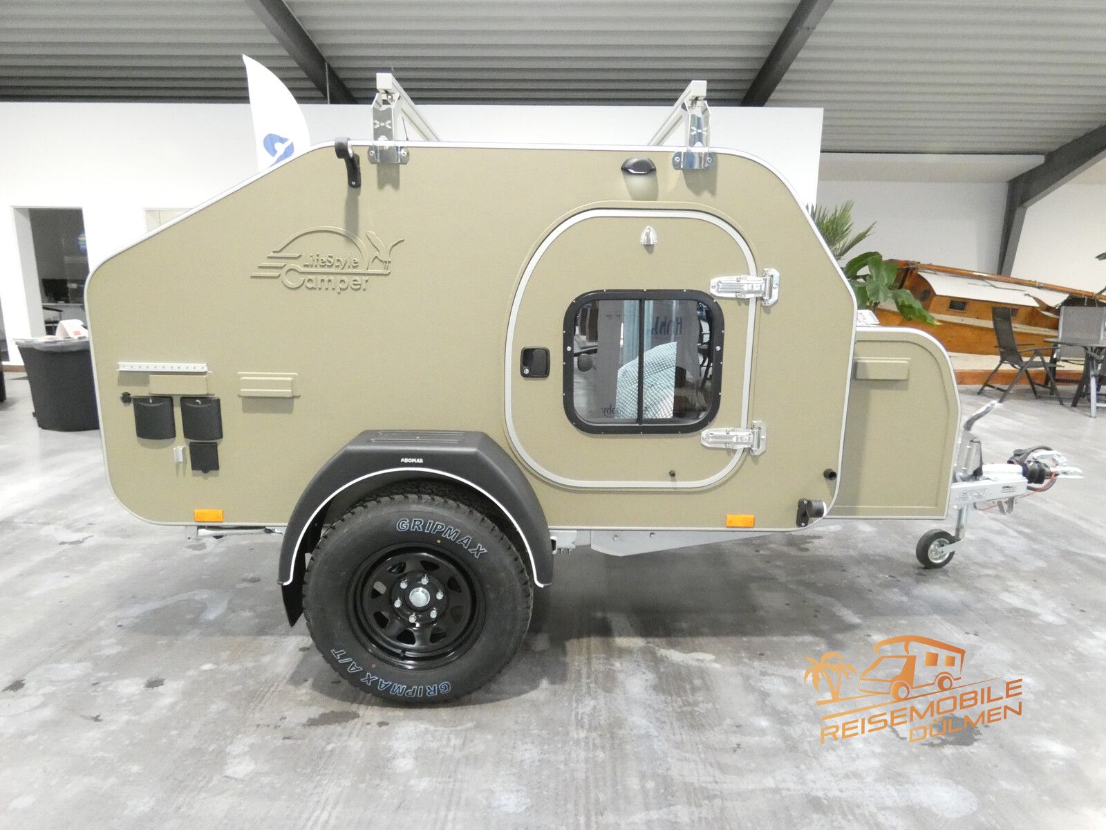 Fahrzeugabbildung Andere LifeStyle Camper X-Line Gaskocher Einzelrad 135