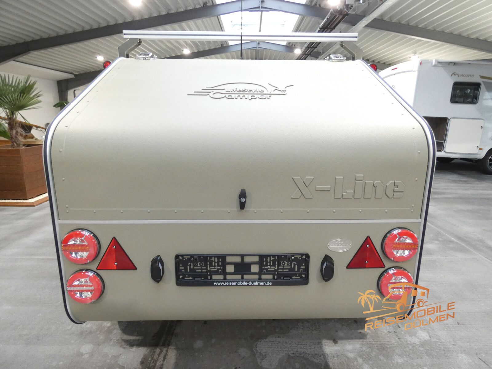 Fahrzeugabbildung Andere LifeStyle Camper X-Line Gaskocher Einzelrad 135