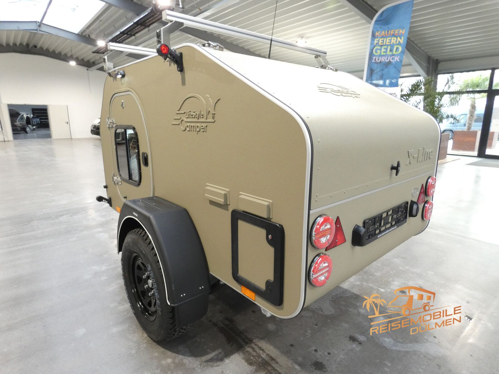 Fahrzeugabbildung Andere LifeStyle Camper X-Line Gaskocher Einzelrad 135