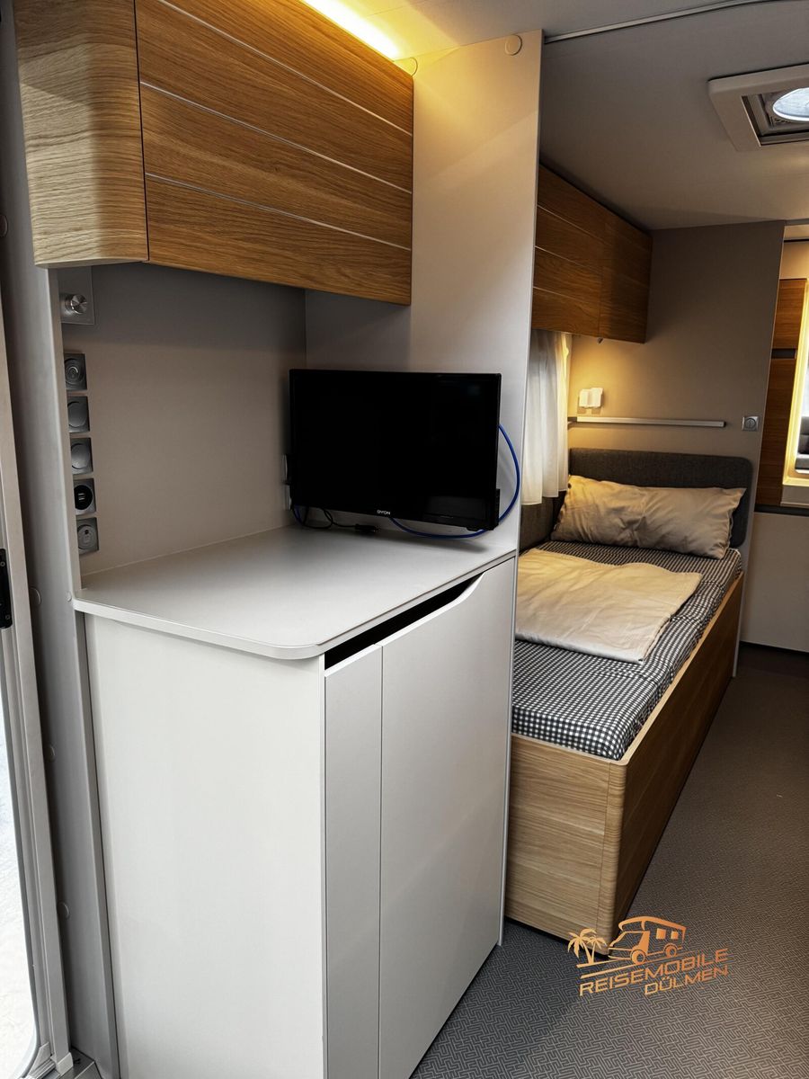 Fahrzeugabbildung Adria Adora 572 UT Moover TV Alde Fahrradträger 1.Hand