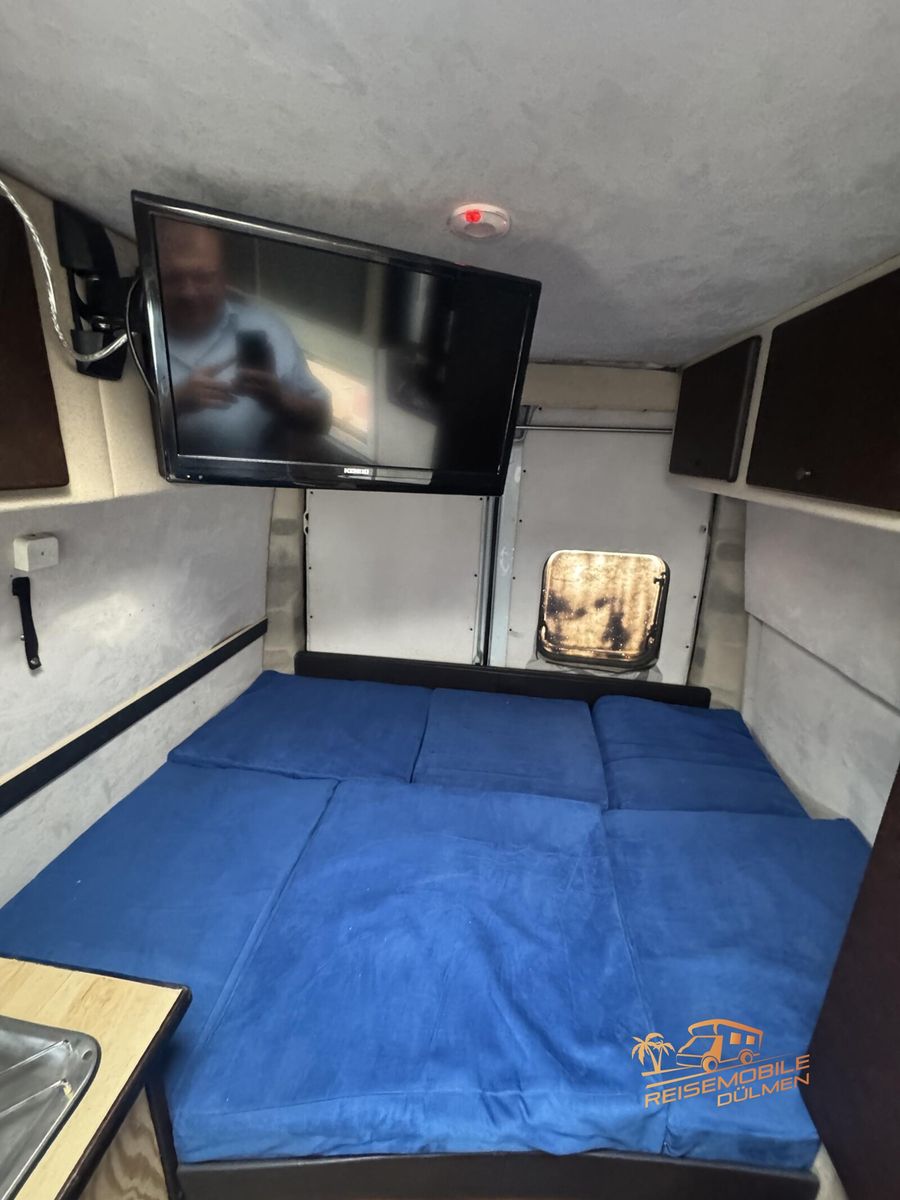 Fahrzeugabbildung Iveco Daily 3500kg Kastenwagen Campingausbau