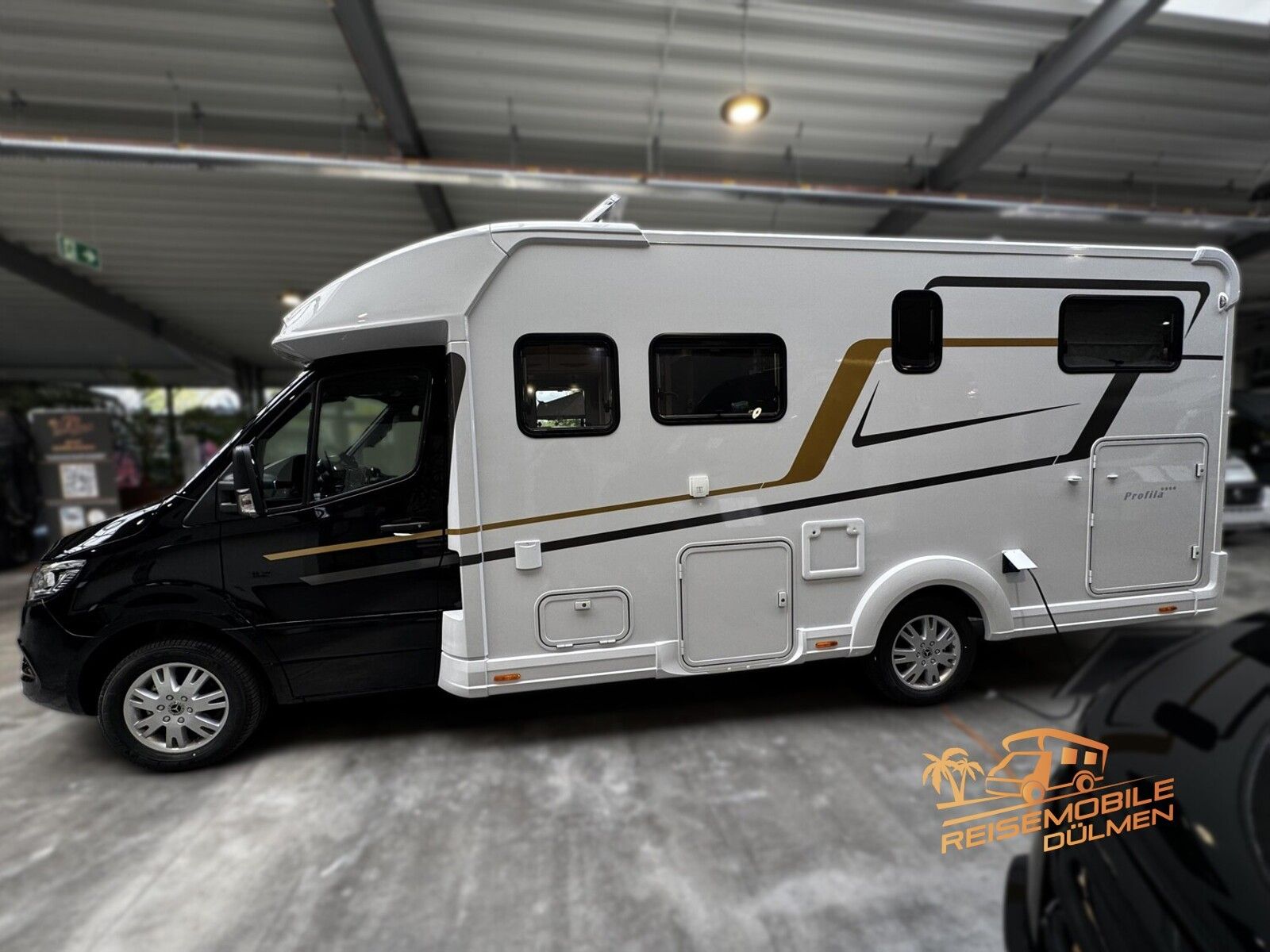 Fahrzeugabbildung Eura Mobil Profila T 726 EF 3xMondial Paket 4,5t MBUX ALDE