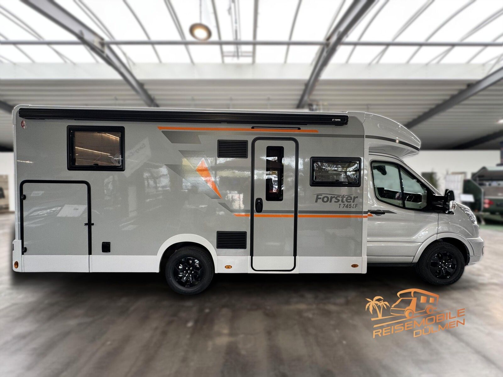 Fahrzeugabbildung Forster T 745 EF Vibe Edition Driver Assis Winter Pack