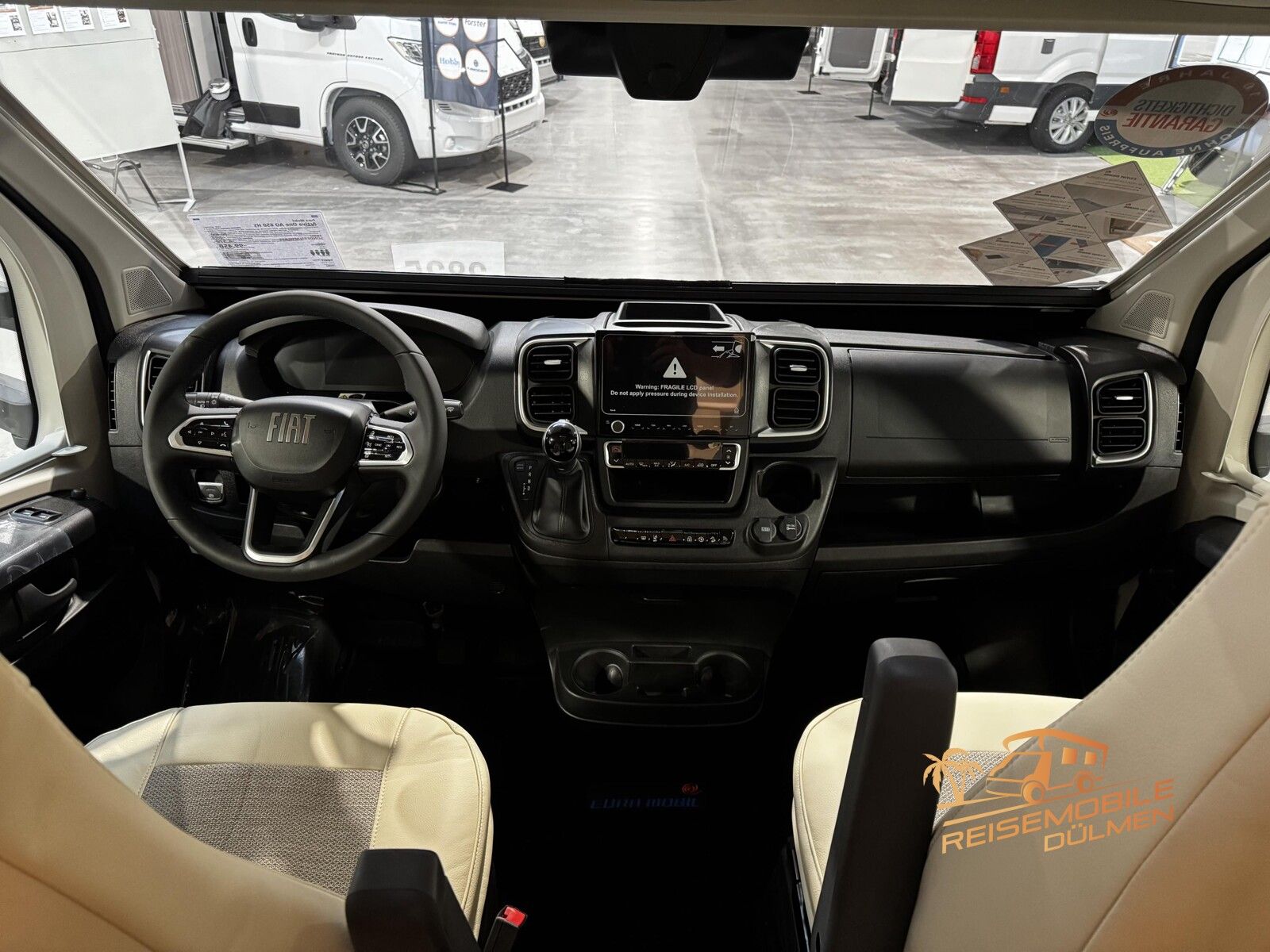 Fahrzeugabbildung Eura Mobil Activa One AO 650 HS FAS 4,25t Travel Paket