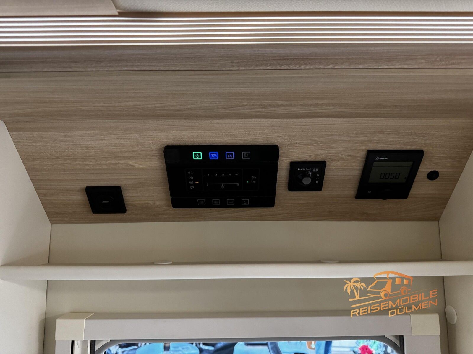 Fahrzeugabbildung Eura Mobil Activa One AO 650 HS Bald auf dem Hof!